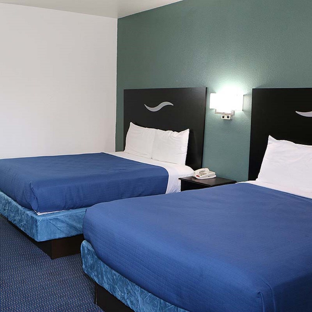 Royal Inn Dallas NW - photo 5