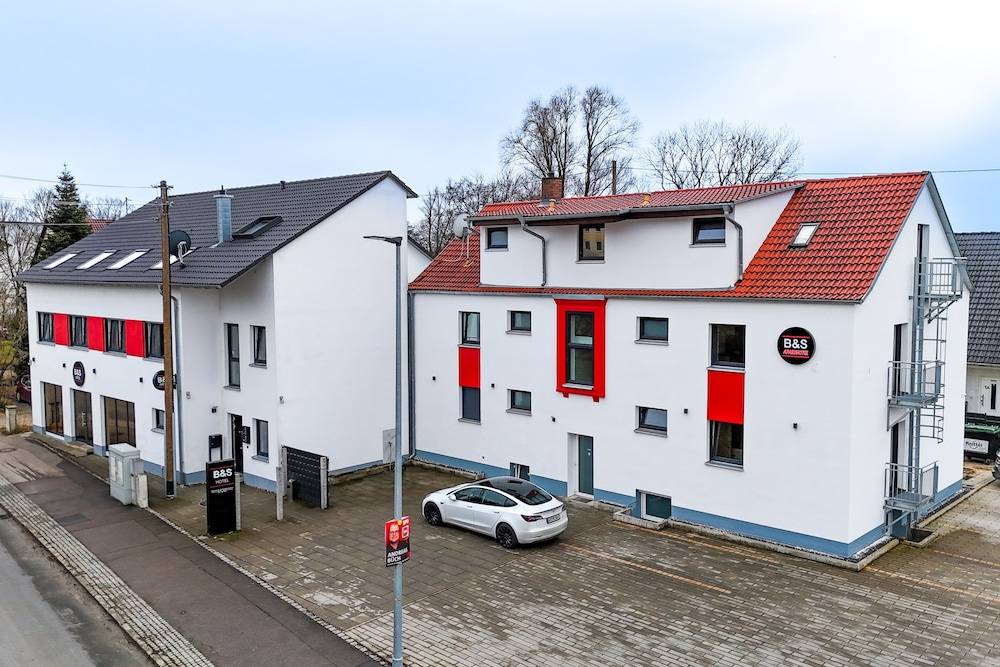 B&S Hotel