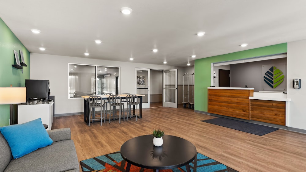 WoodSpring Suites Greeley - photo 3