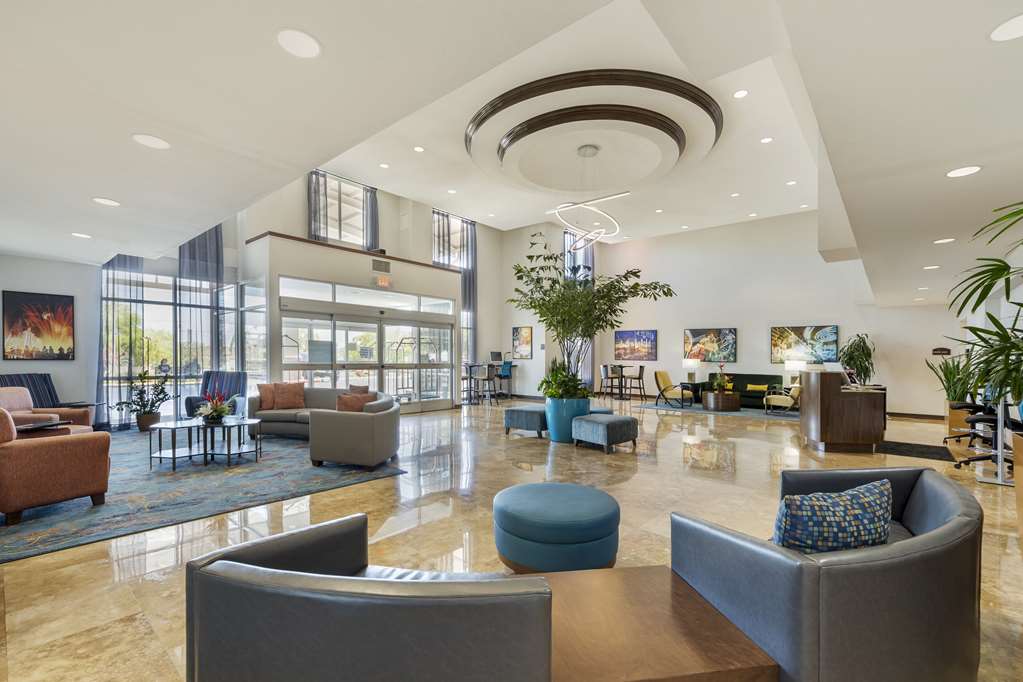 Best Western Plus Henderson Hotel - photo 3