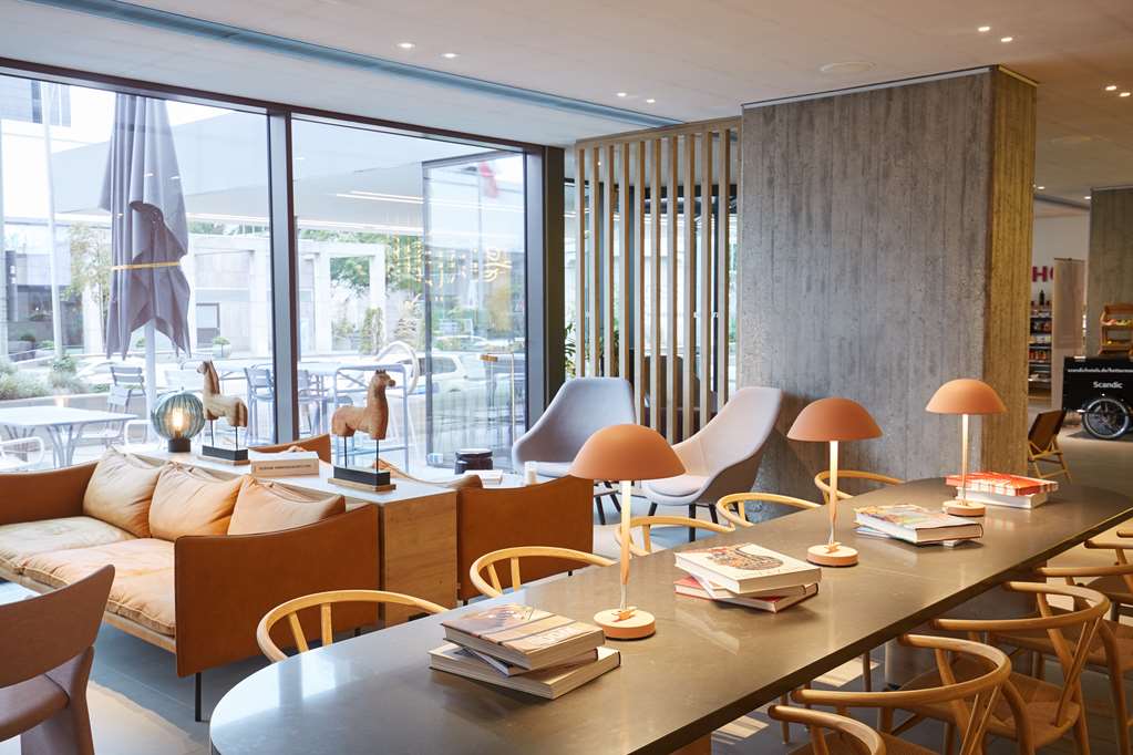 Scandic Frankfurt Museumsufer lobby lounge