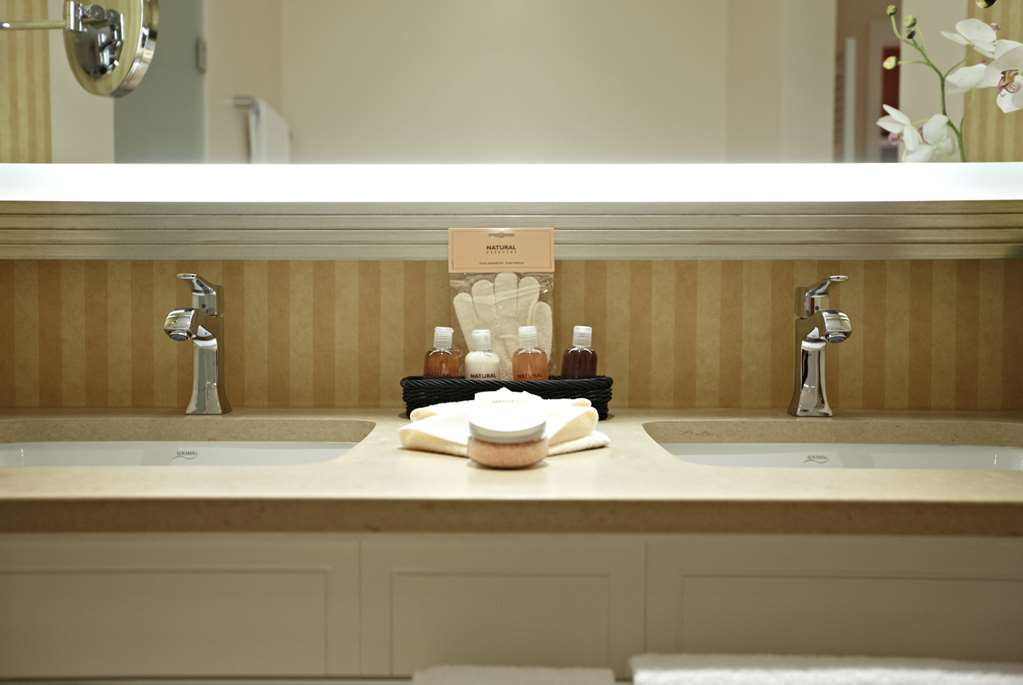 Steigenberger Grandhotel and Spa, Heringsdorf/Usedom, Germany - bathroom