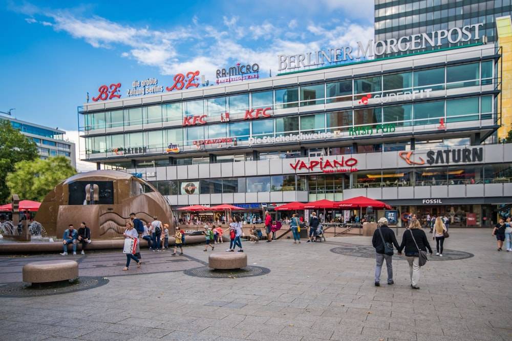 Shopping mall