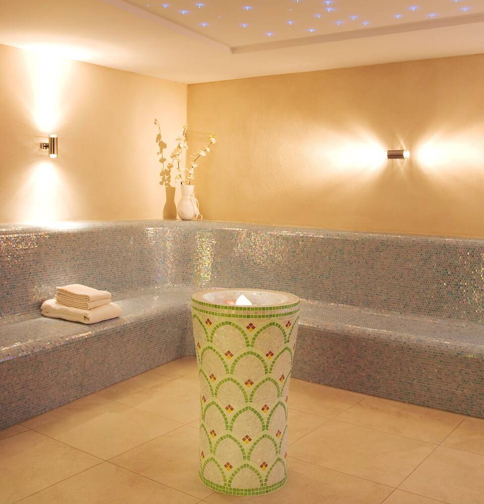 Steam Room