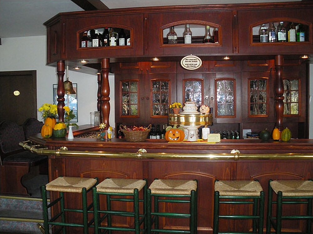 Hotel Bar