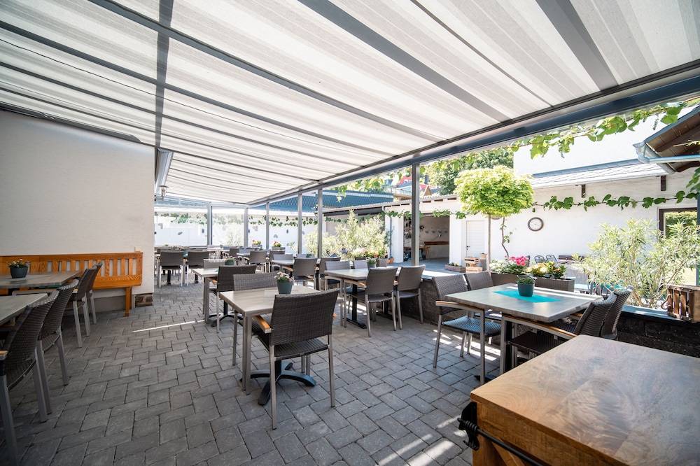 Sundeck