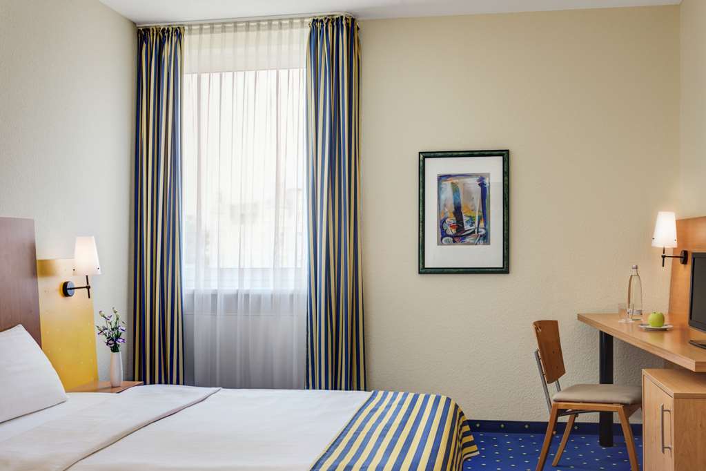 IntercityHotel Stralsund, Germany - Standard room