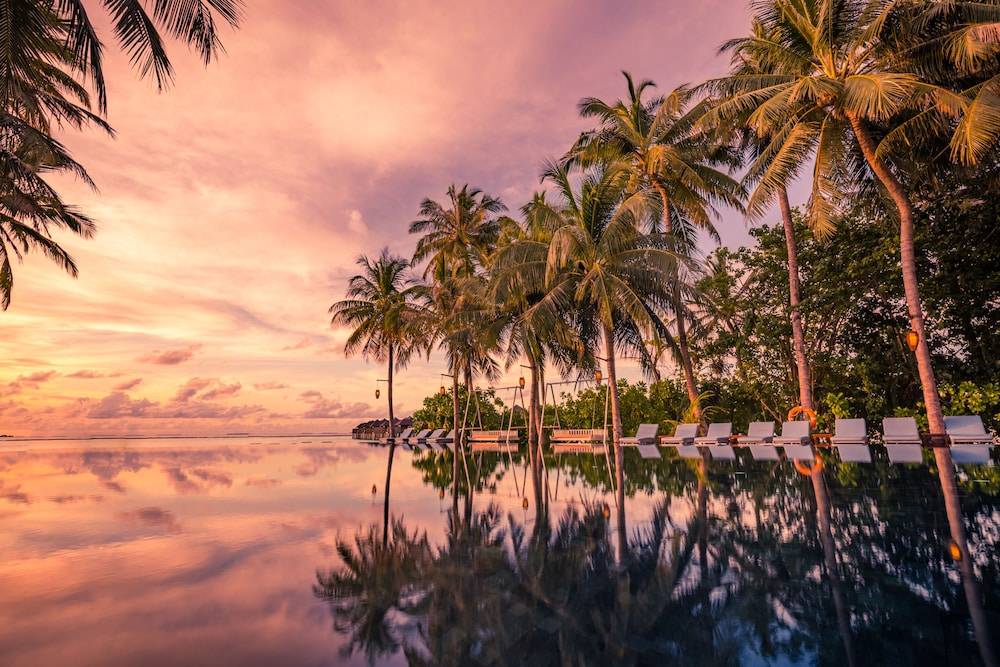 Infinity pool