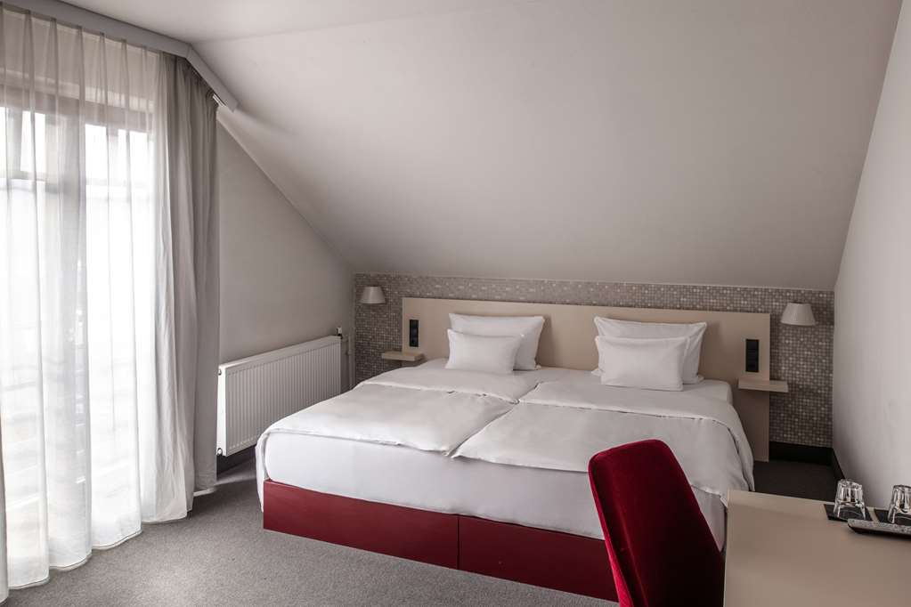 EIS Plus room dpi