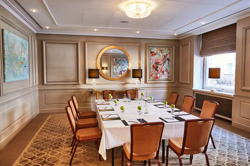 Steigenberger Parkhotel, Dusseldorf, Germany - Meeting Room Opernsalon