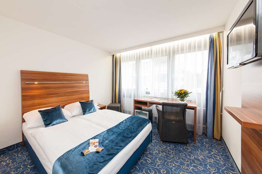 French bed room - Novum Hotel Strohgaeu Korntal