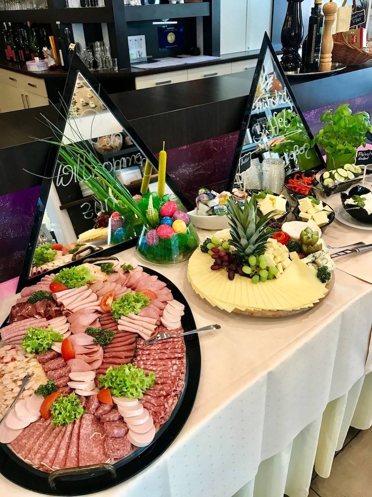 Breakfast buffet