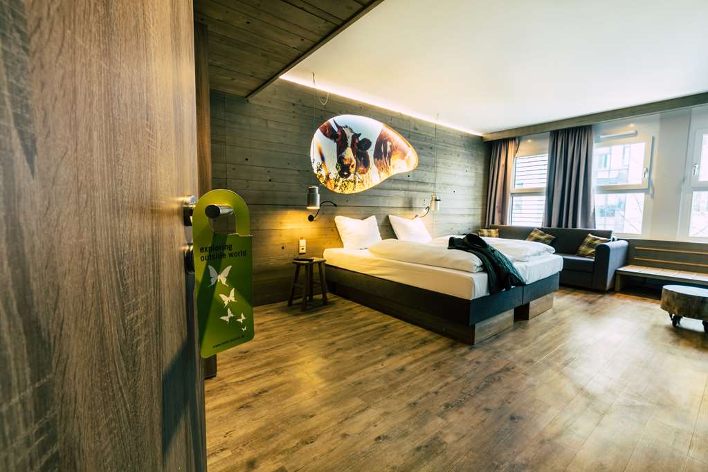 Chill Out Alm / Cocoon Hauptbahnhof