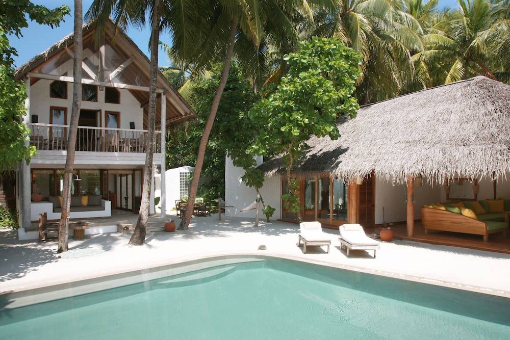 Private pool