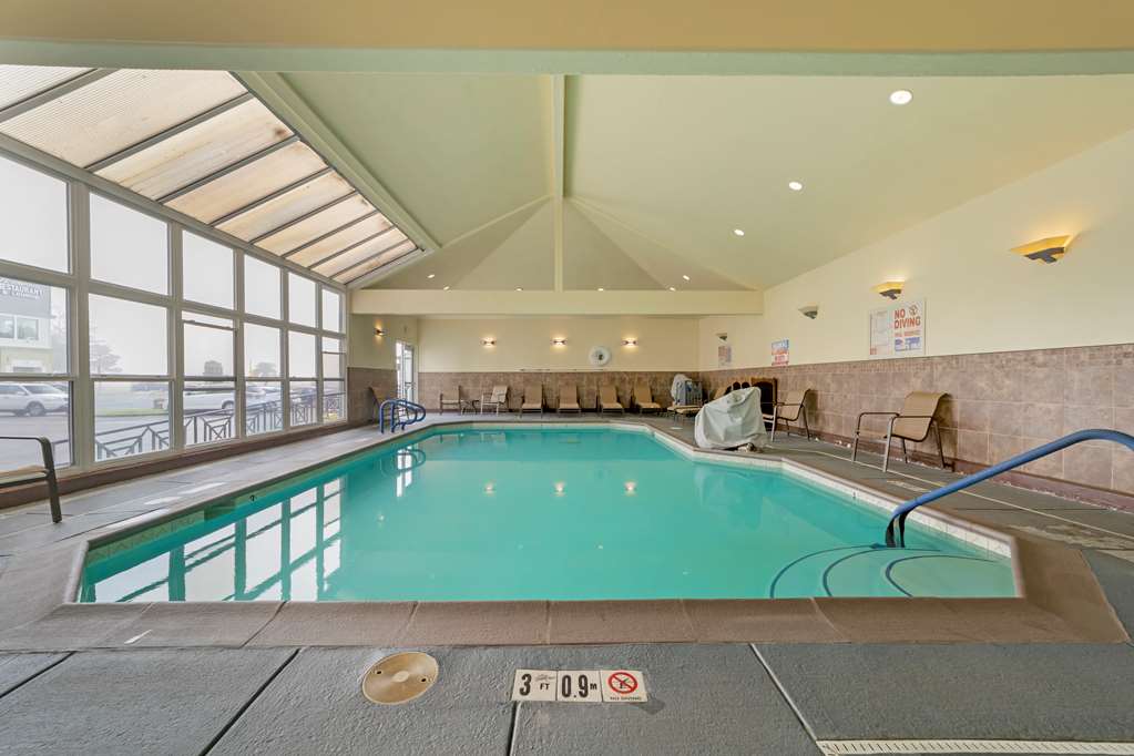 Best Western Plus Northwoods Inn - photo 3