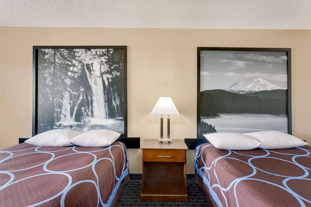 Super 8 by Wyndham Alturas - photo 5