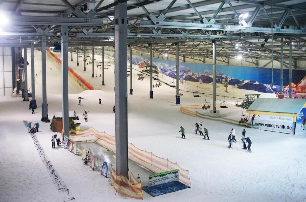 Snow and ski sports
