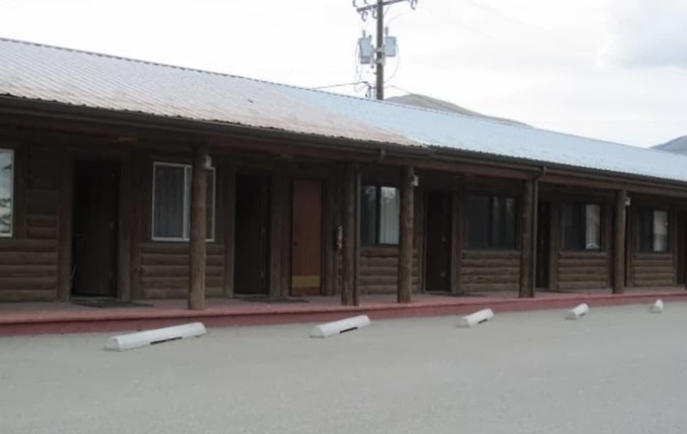 Bellevue High Country Motel - photo 2