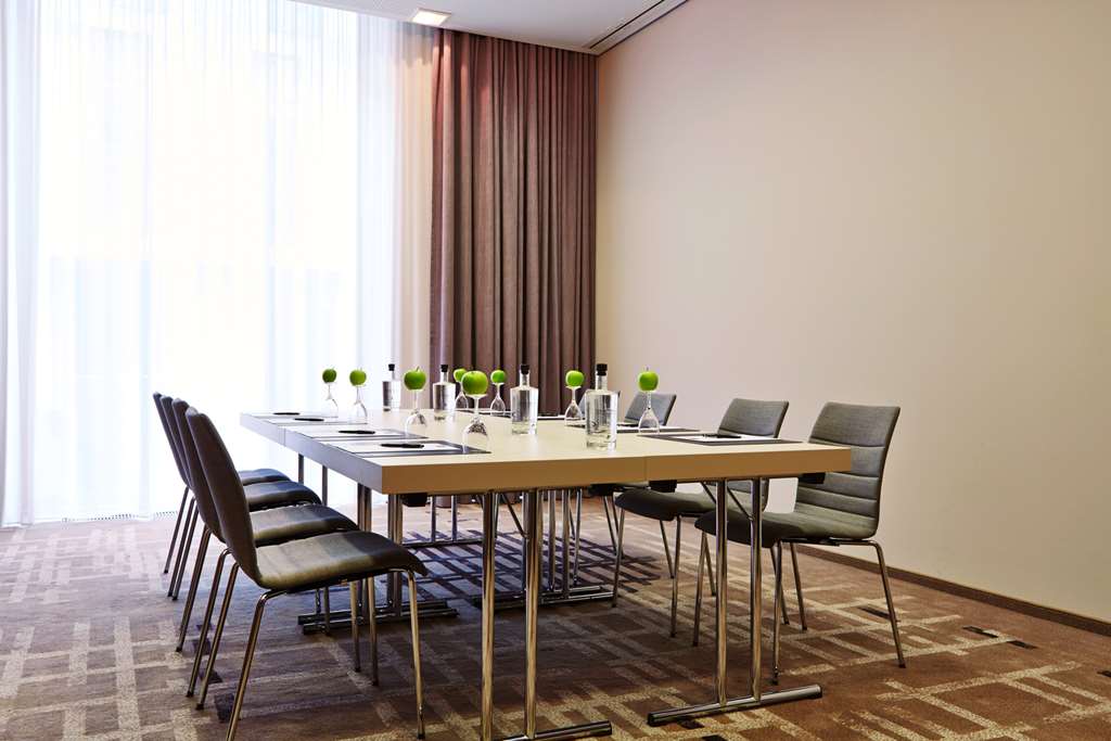 Steigenberger Hotel Am Kanzleramt, Berlin, Germany - Meeting room