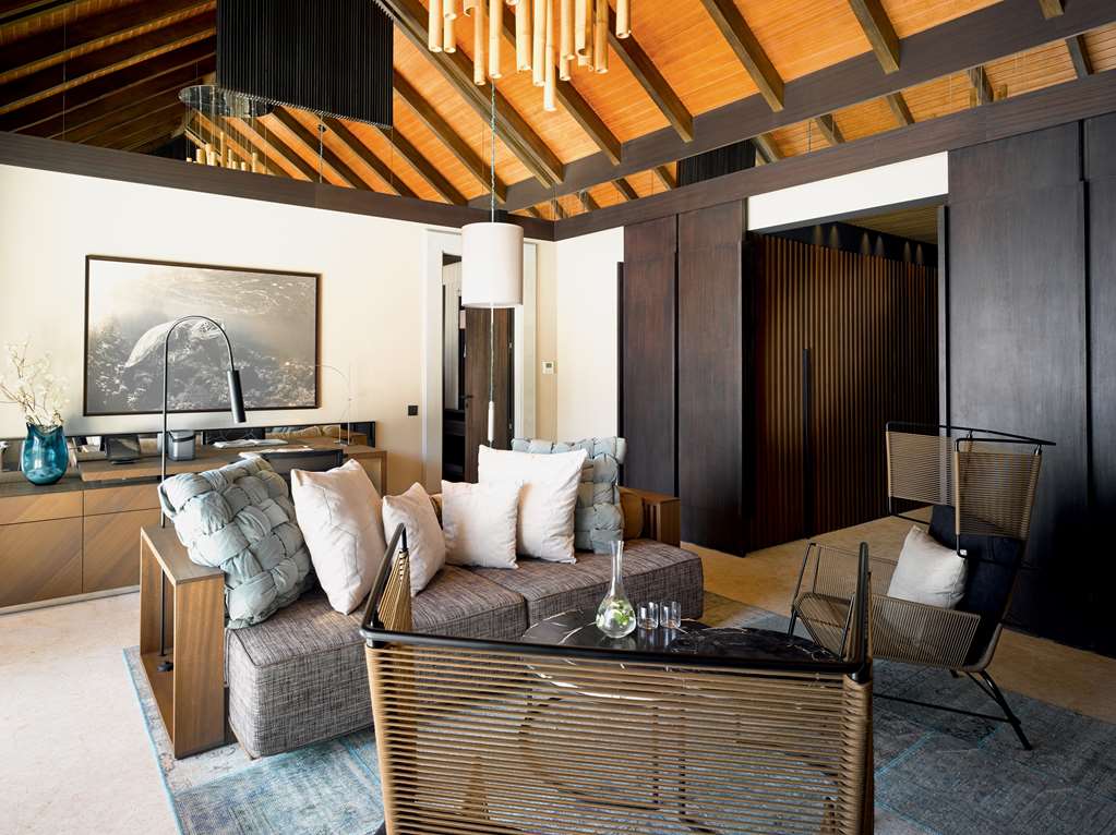 Beach Pool House Living Room
