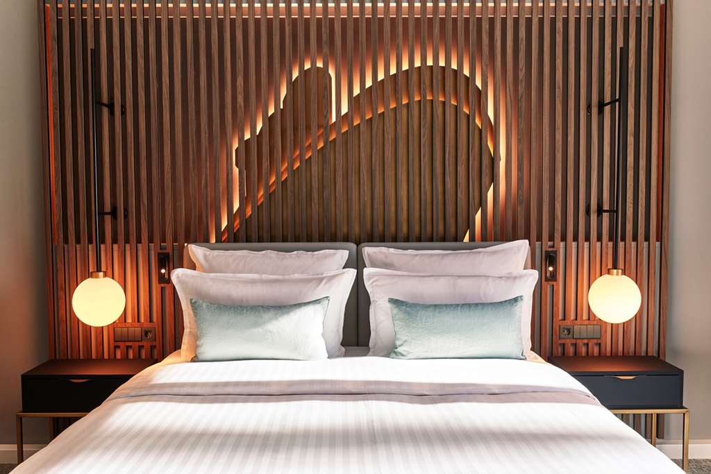Steigenberger Hotel Hamburg - Superior Deluxe King Bed