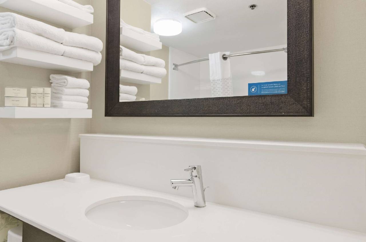 Hampton Inn Mount Dora - photo 5