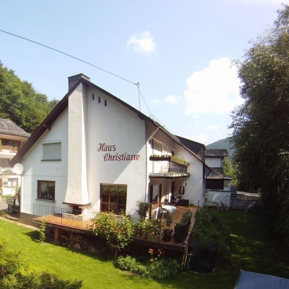 Primary image