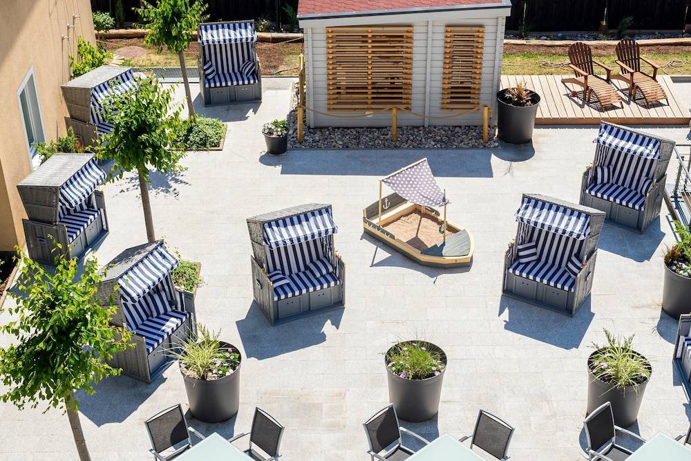 Sundeck