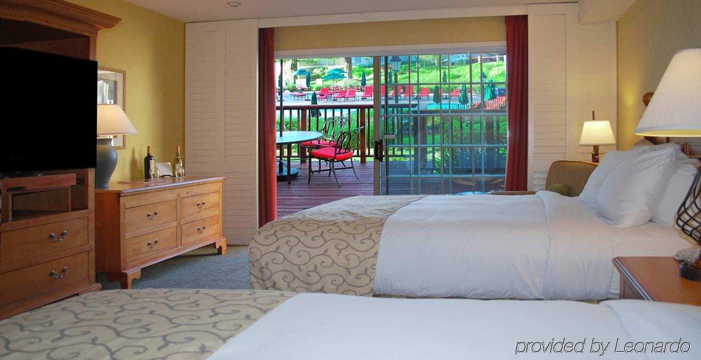 Hilton Sonoma Wine Country - photo 4