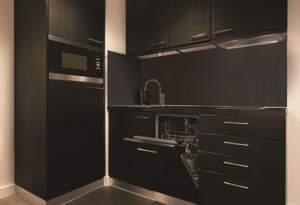 adina apartment hotel hackescher markt one bedroom apartment kitchenette