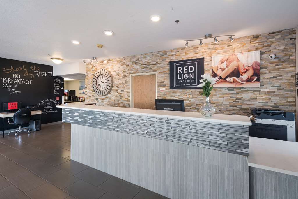 Red Lion Inn & Suites Kennewick Tri Cities - photo 3