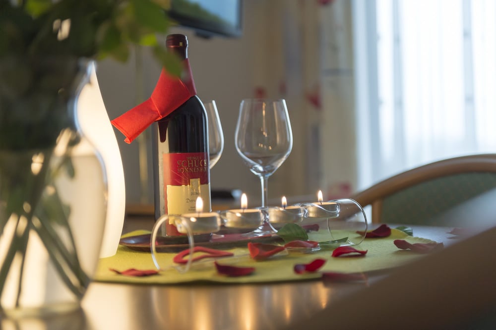 Room service - dining