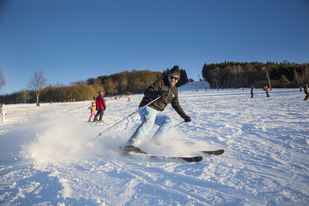 Snow and ski sports