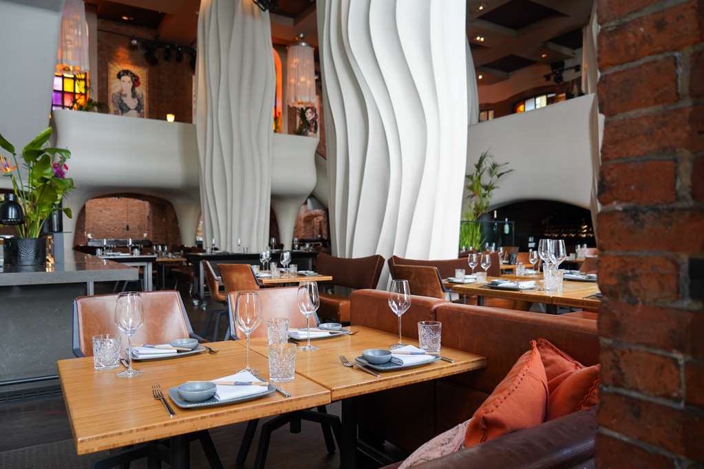 east Restaurant