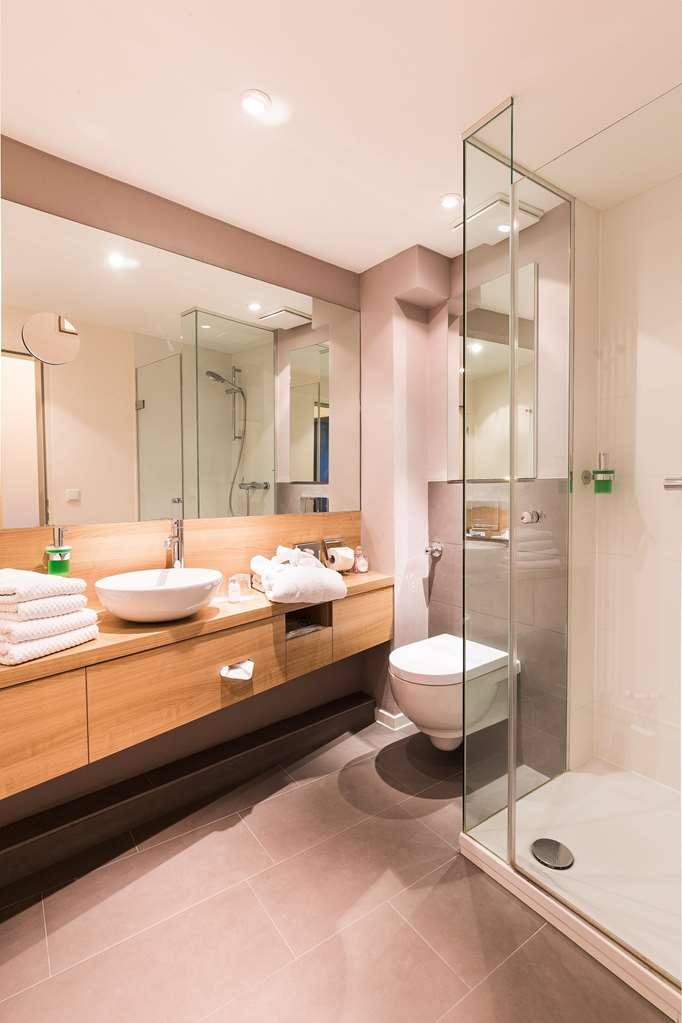 Bath double room_TOP CCL Klassik Altstadt Hotel Luebeck