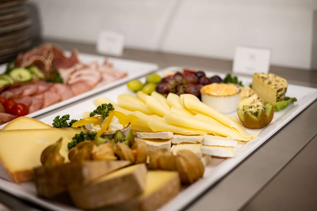 Bistro Breakfast
