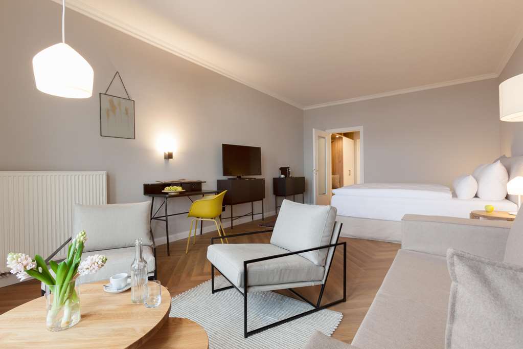 Guest room