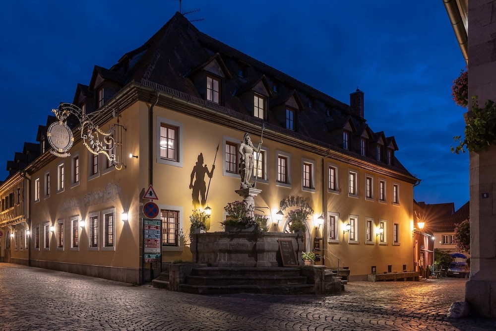 Front of property - evening/night