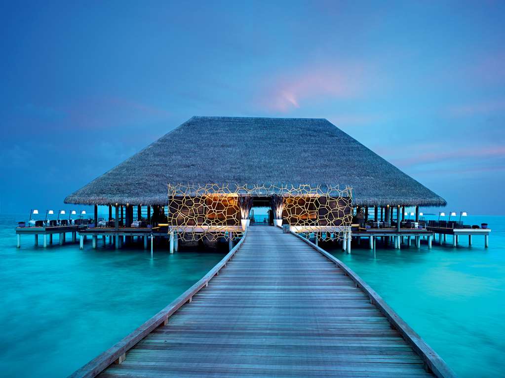 Aragu Restaurant Cru Lounge Exterior View