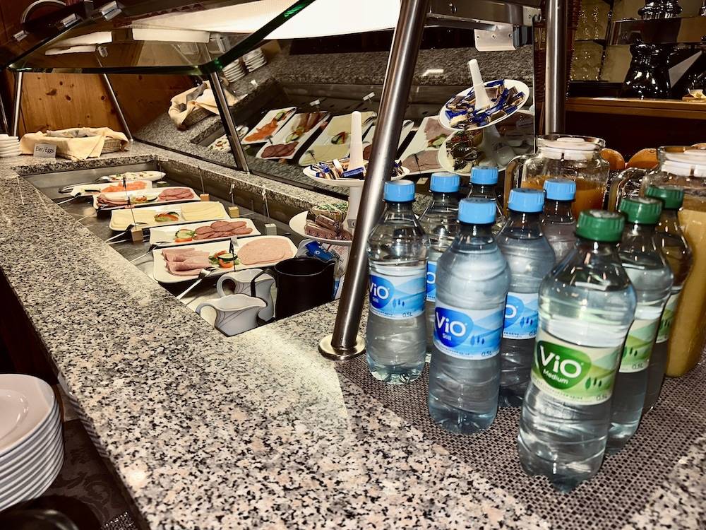 Breakfast buffet