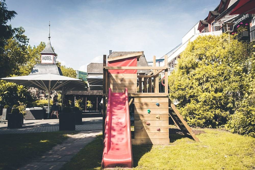 Children's play area - outdoor