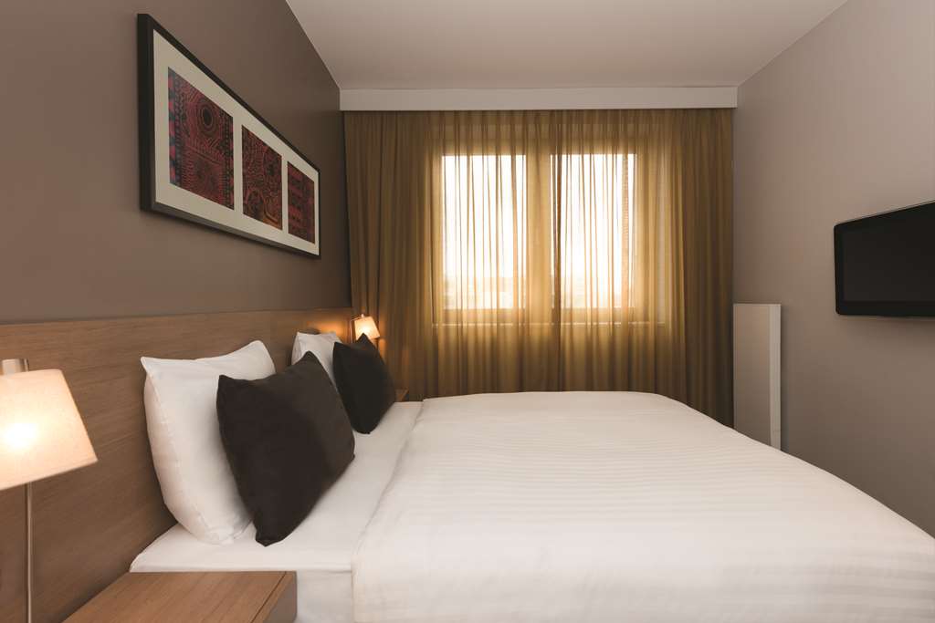 adina apartment hotel berlin mitte one bedroom apartment bedroom