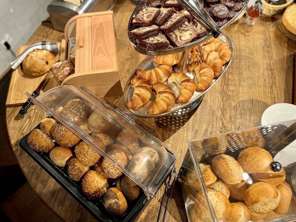 Breakfast buffet