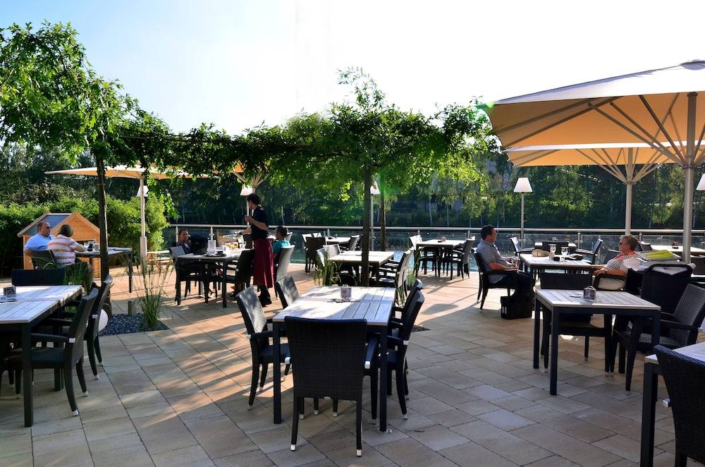 Sundeck