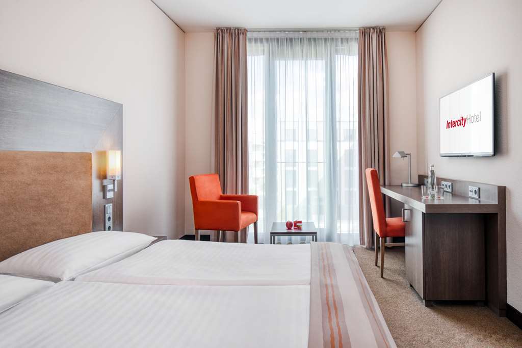IntercityHotel Dresden, Germany - Standard Room