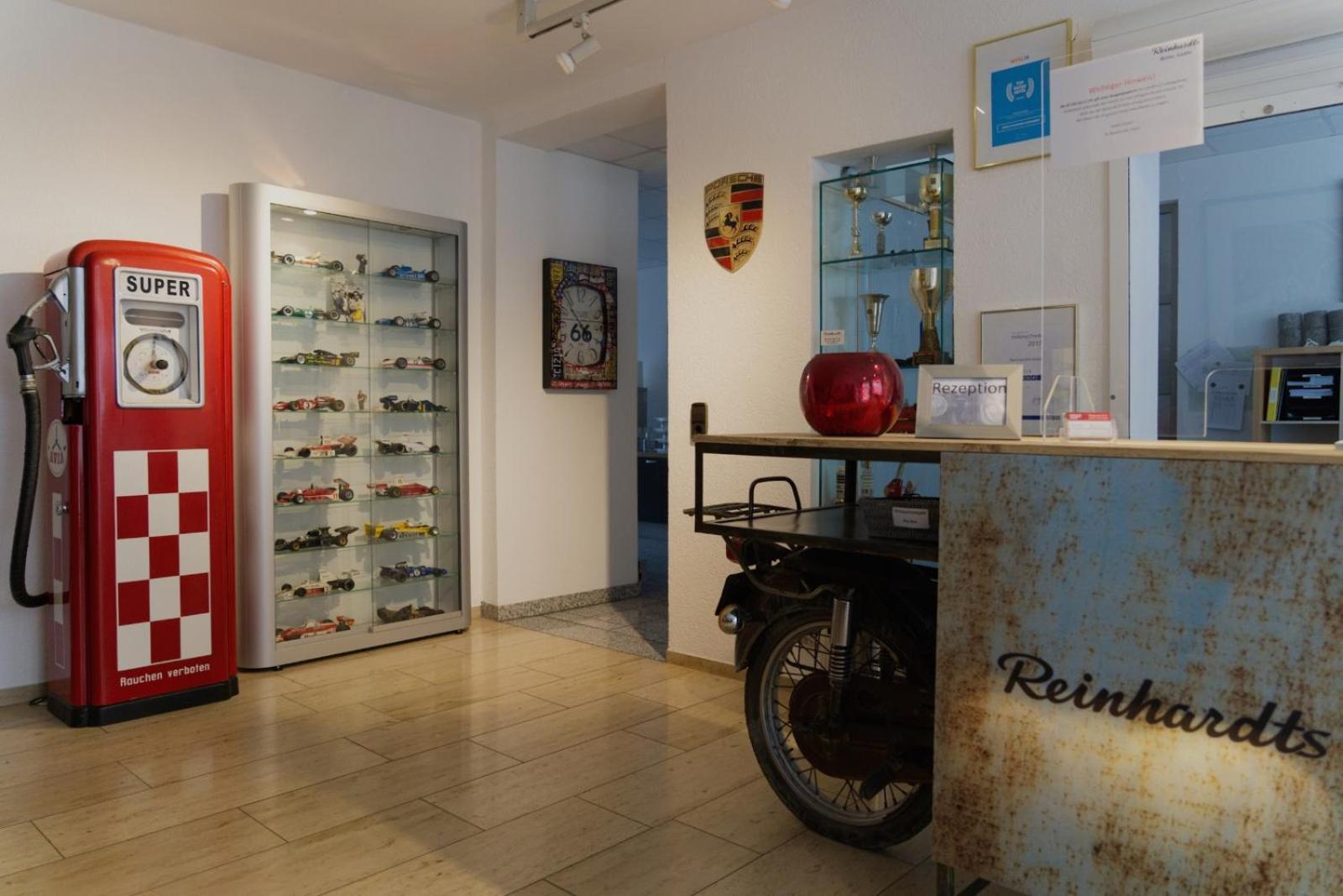 Reinhardts Garni Automobilia Hotel