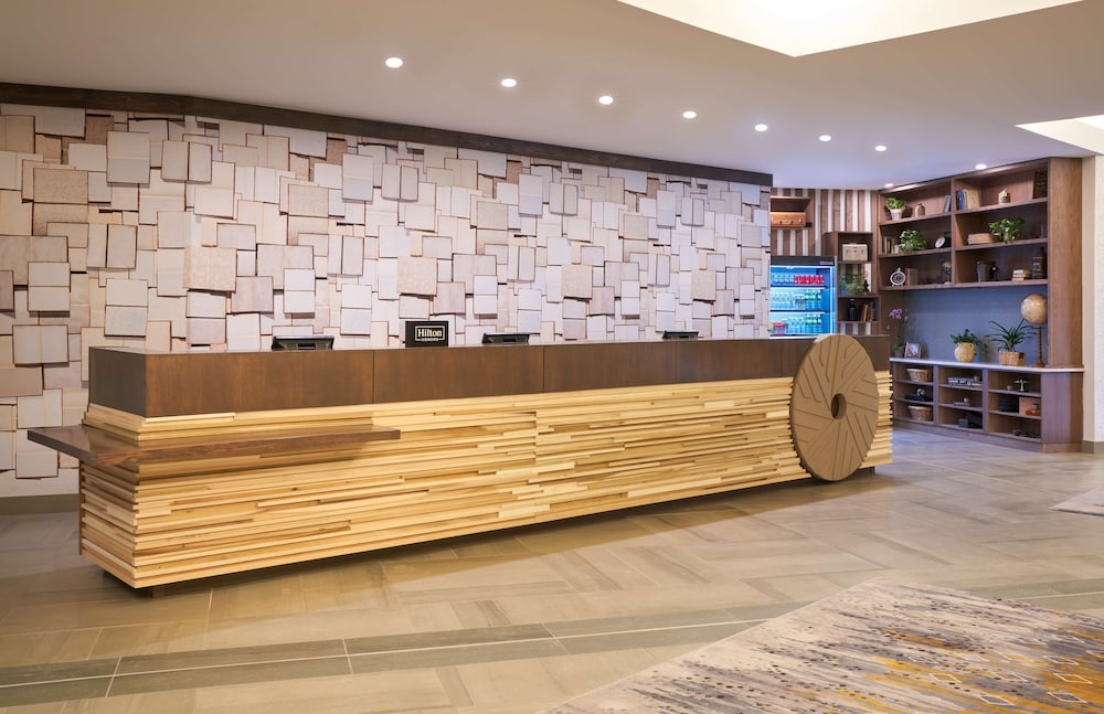 Hilton Appleton Paper Valley - photo 4