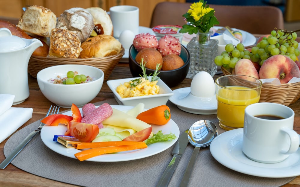 Breakfast meal