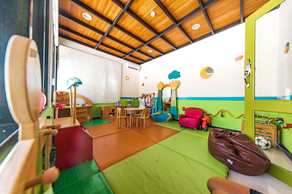 Children's play area - indoor