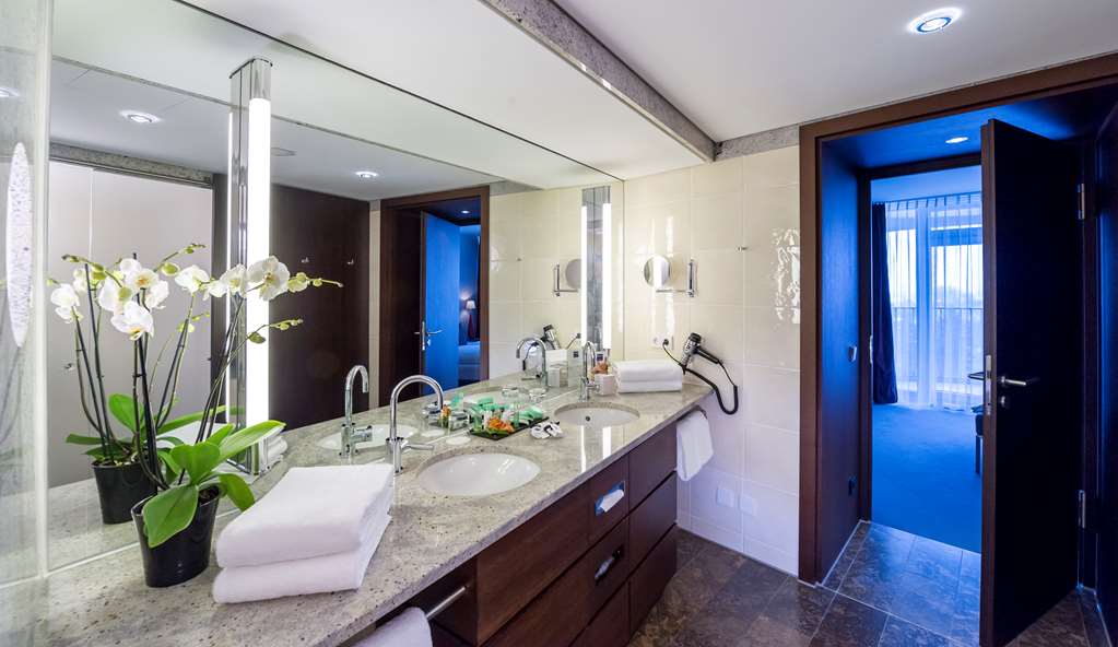 AUG Rooms Badezimmer Suite A